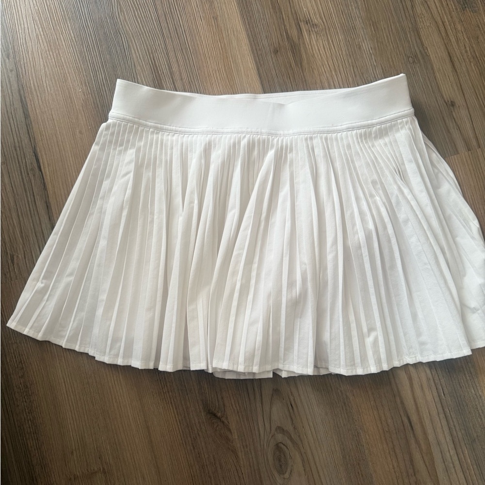 Lululemon Athletica White Mini Skater Skirt